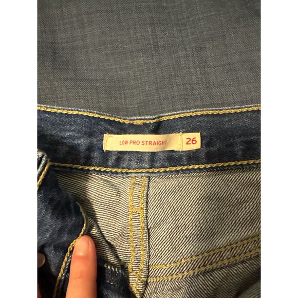 Levi's Low Pro Straight Distressed Jeans Women's Size 26 - Picture 2 of 3